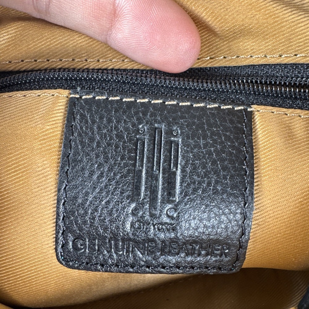 ILI Genuine Leather Makeup Pouch Bag Small Black Lined Toiletry Case Zip Close - Picture 3 of 6